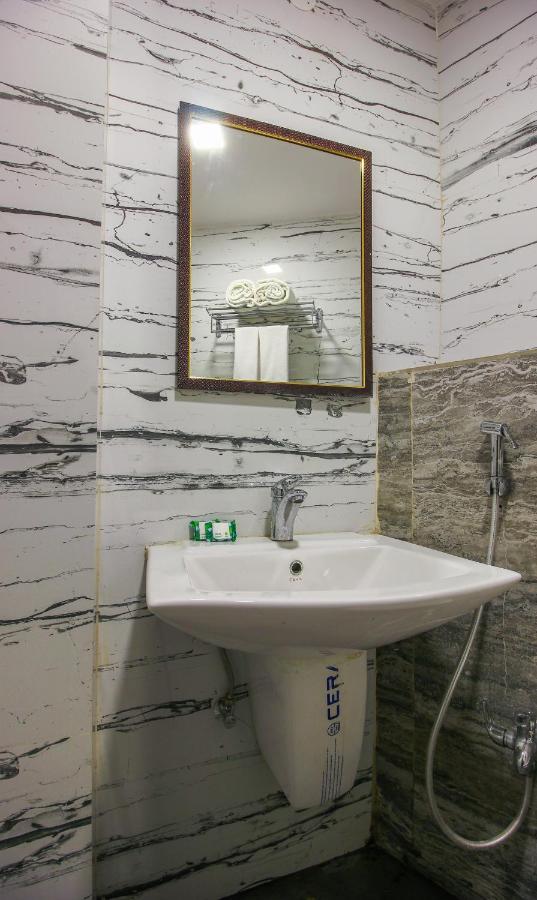 Treebo Address Inn, Banjara Hills 3* Hyderabad
