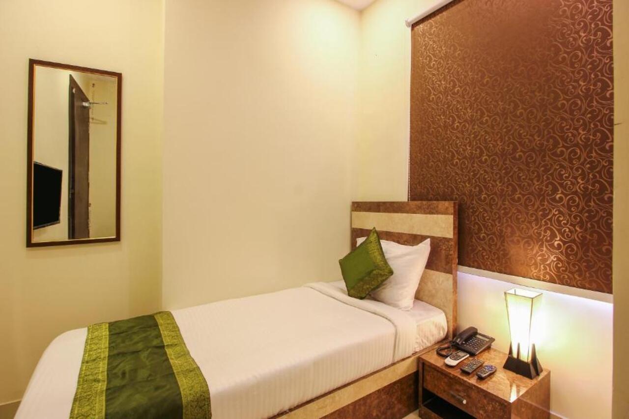 Hotel Treebo Address Inn, Banjara Hills